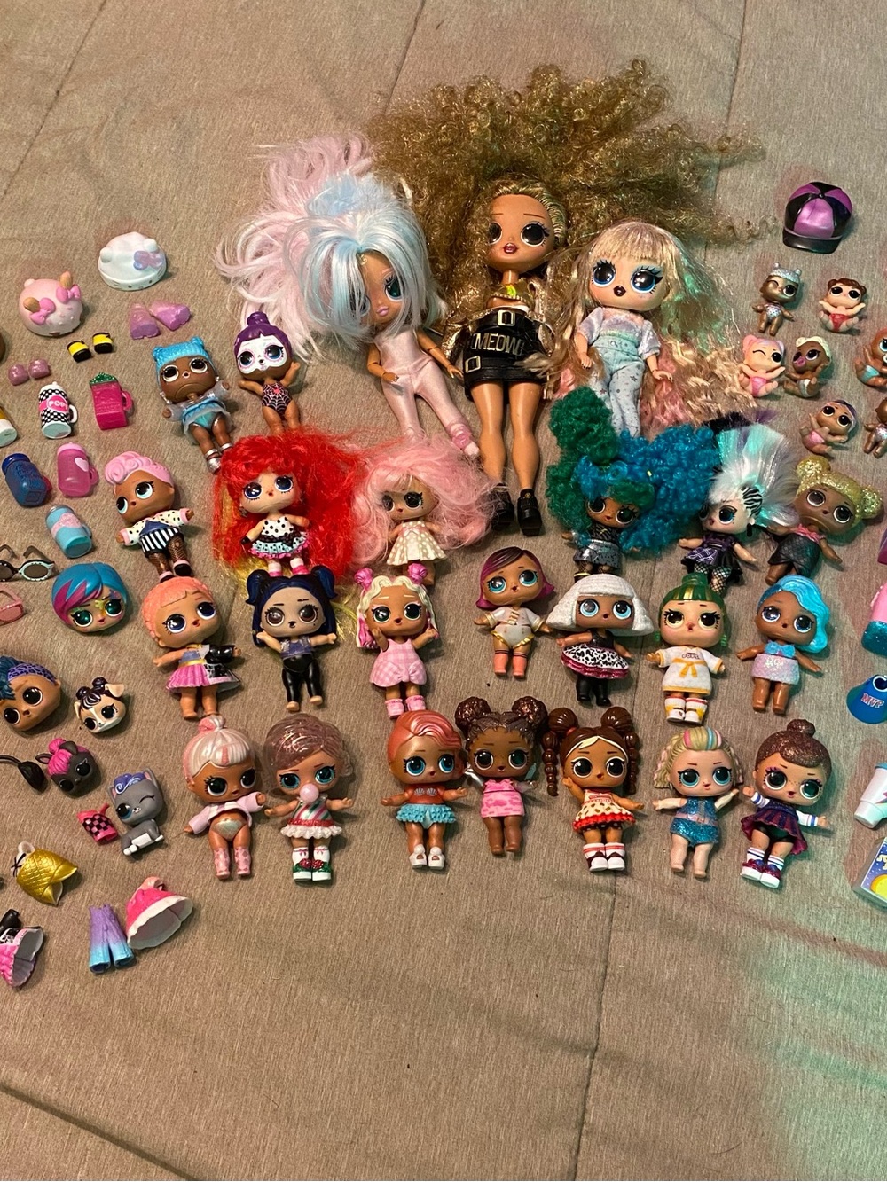 LOL Surprise Dolls Lot All Size + Some Accessories